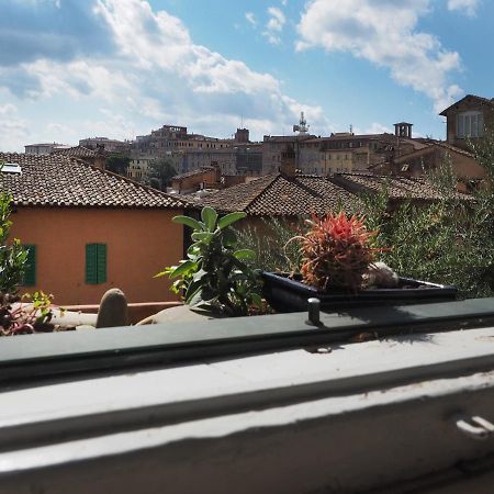 Azzi B&B Comfortably, In The Quietness Of The Perugia Historical Centre Ngoại thất bức ảnh