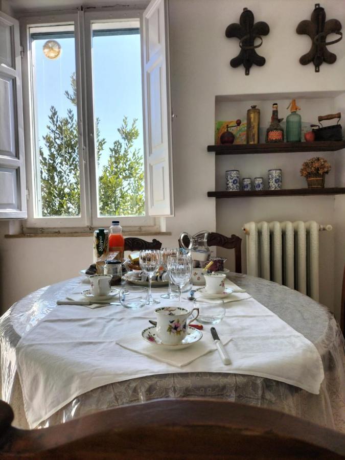 Azzi B&B Comfortably, In The Quietness Of The Perugia Historical Centre Ngoại thất bức ảnh