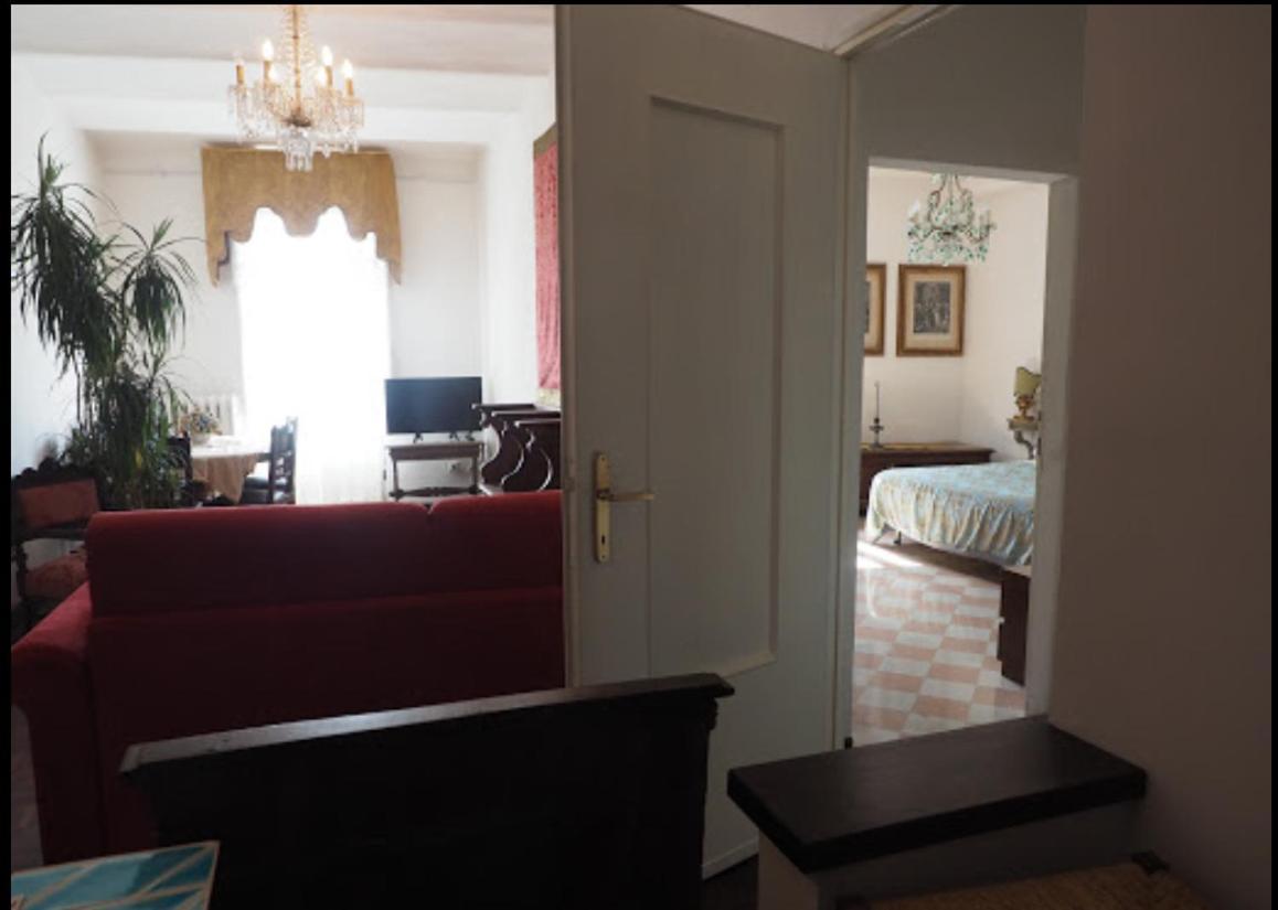 Azzi B&B Comfortably, In The Quietness Of The Perugia Historical Centre Ngoại thất bức ảnh