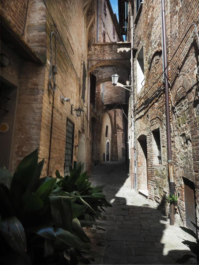 Azzi B&B Comfortably, In The Quietness Of The Perugia Historical Centre Ngoại thất bức ảnh